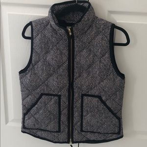J.Crew Factory quilted herringbone vest - small